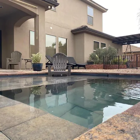 Zion Rv Stone Pool Inn, Pets Stay Free, Fenced In Yard, Relaxing Waterfall!